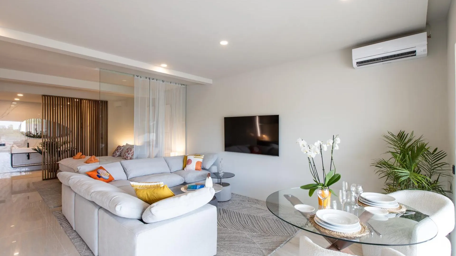 Aparthotel Aura Anse Marcel